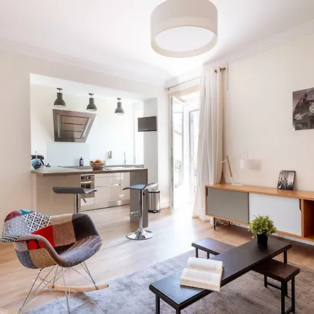 Apartman Une Ame A : Cote Cour Nîmes