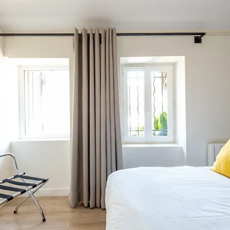 Une Ame A : Cote Cour Apartman